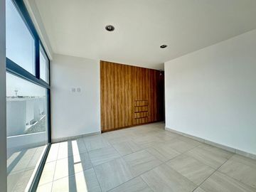 Exclusiva Casa de Autor en Valle de Juriquilla – ¡Gran Ubicación y Lujo!
