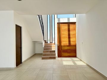 Exclusiva Casa de Autor en Valle de Juriquilla – ¡Gran Ubicación y Lujo!