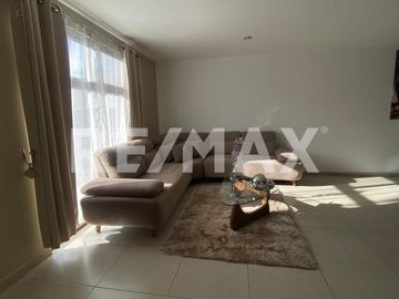 CASA EN VENTA EN PUERTA REAL II - (3)