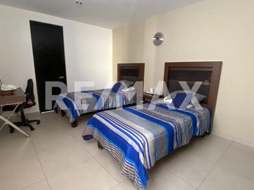 CASA EN VENTA EN PUERTA REAL II - (3)