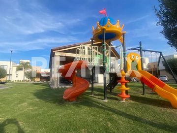CASA EN VENTA EN PUERTA REAL II - (3)
