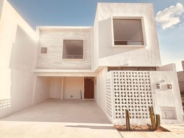 CASA EN VENTA EN SECTOR VIÑEDOS, TORREÓN, COAHUILA