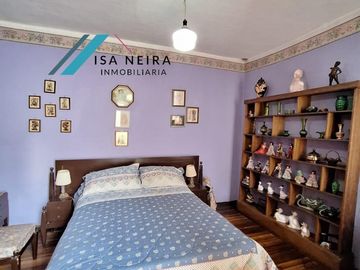 Casa en  la Juan Jaramillo y Hermano Miguel