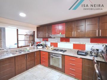 Casa en venta, sector Racar plaza