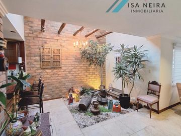 Casa en venta, sector Racar plaza