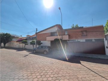 CASA EN VENTA EN FRACCIONAMIENTO LOS FUERTES PUEBLA