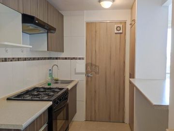 Departamento venta en Zona Esmeralda en planta baja con jardín.