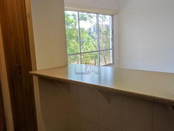 Departamento venta en Zona Esmeralda en planta baja con jardín.