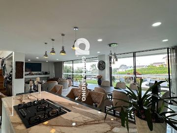 VENTA de CASA CAMPESTRE en PIEDECUESTA