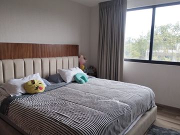 VENTA CASA FRACCIONAMIENTO BOSQUES DE ZAVALETA!!