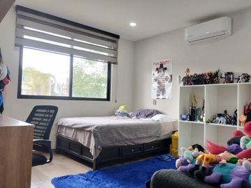 VENTA CASA FRACCIONAMIENTO BOSQUES DE ZAVALETA!!