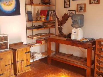 Casa en venta - 3 Dormitorios 2 Baños - Cocheras - 220 mts2 - La Plata
