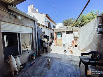 Casa en venta - 2 dormitorios 1 baño - Cochera - 107mts2 - Barrio Norte, La Plata