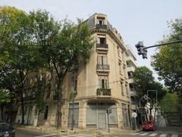 Oportunidad - Departamentos al frente en Balvanera