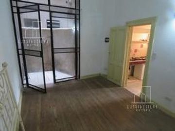 Oportunidad - Departamentos al frente en Balvanera