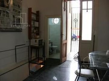 Oportunidad - Departamentos al frente en Balvanera