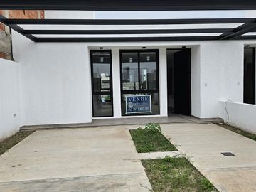 Dúplex en venta SOLARES DE MANANTIALES   | Planta baja