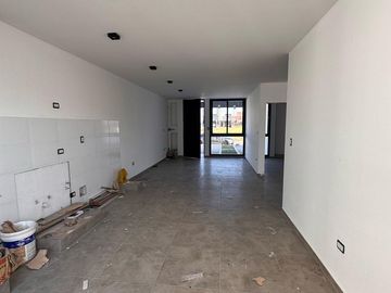 Dúplex en venta SOLARES DE MANANTIALES   | Planta baja