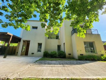 VENTA - CASA - LOTE INTERNO - SANTA CATALINA, VILLANUEVA