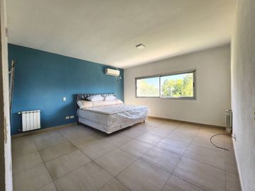 VENTA - CASA - LOTE INTERNO - SANTA CATALINA, VILLANUEVA