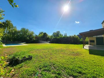 VENTA - CASA - LOTE INTERNO - SANTA CATALINA, VILLANUEVA
