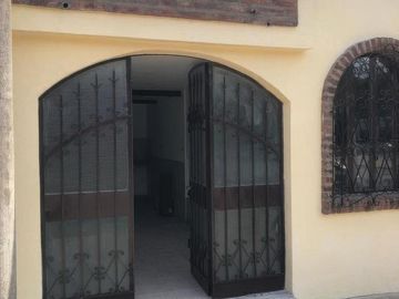 Casa en venta - 3 dormitorios 2 baños 1 cochera - 137mts2 - La Plata