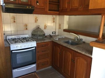 Casa en venta - 3 dormitorios 2 baños 1 cochera - 137mts2 - La Plata