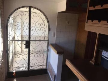 Casa en venta - 3 dormitorios 2 baños 1 cochera - 137mts2 - La Plata