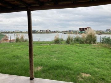 Casa en venta San Sebastián Área 7