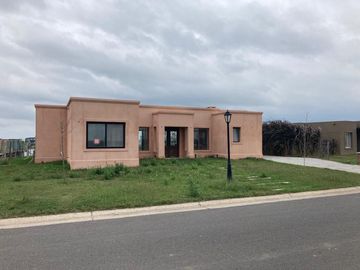 Casa en venta San Sebastián Área 7