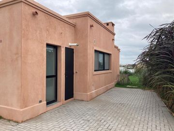 Casa en venta San Sebastián Área 7