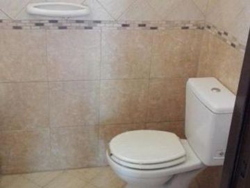 Dúplex en venta - 2 dormitorios 2 baños - Cochera - 94 mts2 - Villa Elvira, La Plata