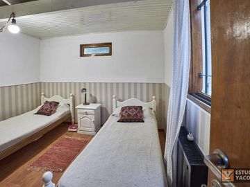 Casa venta - 3 dormitorios 2 baños - Cocheras - Piscina - 180mts2 - City Bell, La Plata