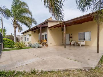 VENTA -  Casa - 3 dormitorios - Funes Town, Funes