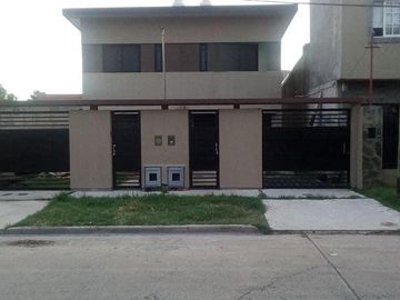 Dúplex en venta - 1 dormitorio 2 baños 1 cochera - 115 mts2 - Villa Elvira