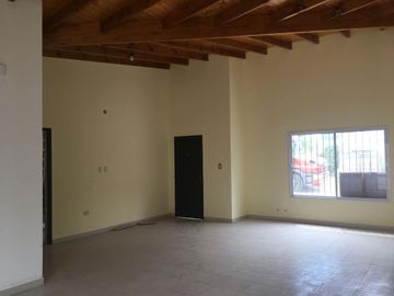 Casa en venta - 4 dormitorios 2  baños - 310mts2 - General Belgrano