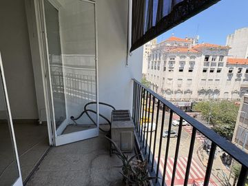 Departamento dos dormitorios en venta en colon esq.  general paz