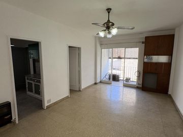 Departamento dos dormitorios en venta en colon esq.  general paz