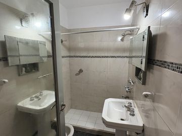 Departamento dos dormitorios en venta en colon esq.  general paz