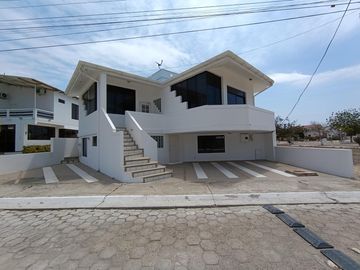 Casa en Venta, Urbanizacion la Herradura, Santa Elena, GabR