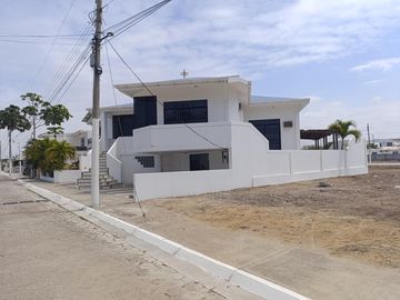Casa en Venta, Urbanizacion la Herradura, Santa Elena, GabR