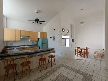 Casa en Venta, Urbanizacion la Herradura, Santa Elena, GabR