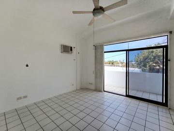 Casa en Venta, Urbanizacion la Herradura, Santa Elena, GabR