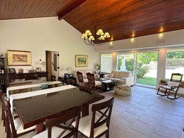 Casa en  venta Barrio Privado KENTUCY