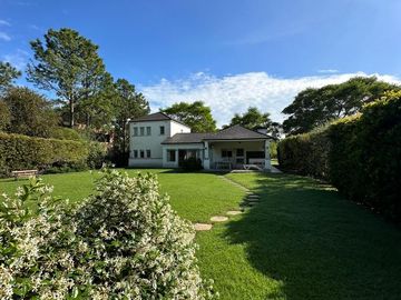 Casa en  venta Barrio Privado KENTUCY