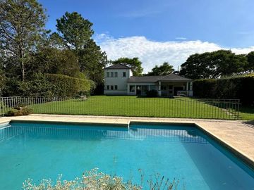 Casa en  venta Barrio Privado KENTUCY