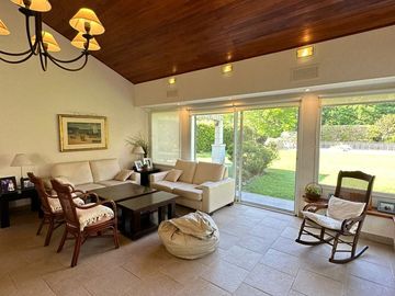 Casa en  venta Barrio Privado KENTUCY