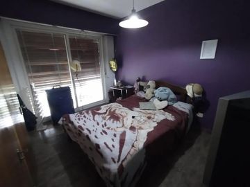 Casa en venta - 3 dormitorios 4 baños - 120 mts2 - La Plata