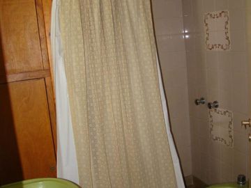 PH en venta - 1 dormitorio 1 baño - 60Mts2 - Lobos