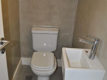 NEV. Hermosa casa interna con excelente orientacion en El Canton - Norte